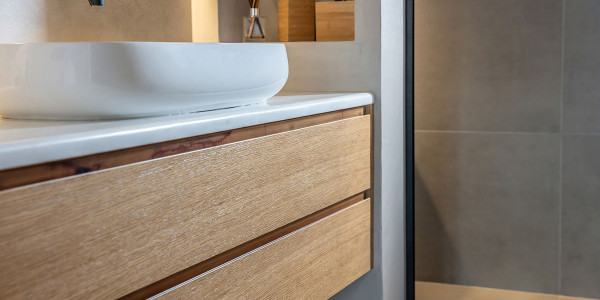 Reforma de Baños Agost · Instalación de Muebles y Accesorios de Baño