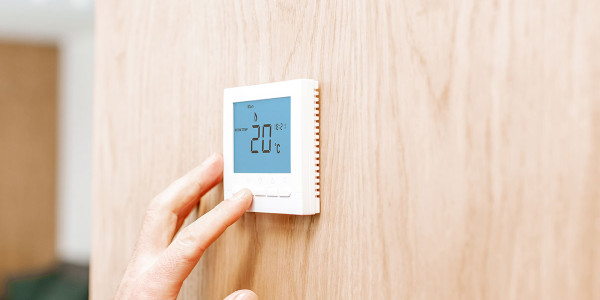 Rehabilitación / Reformas de Casas San Juan de Alicante · Instalación de Sistemas Climatización y Aire Acondicionado